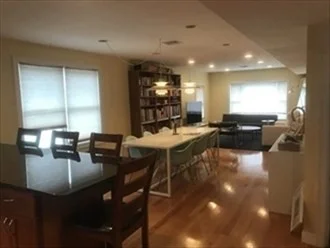 11 Oak St, Watertown