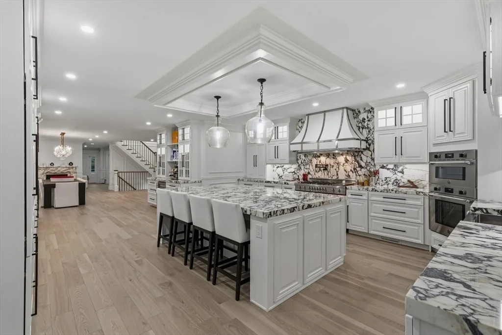 959 Chestnut St, Newton