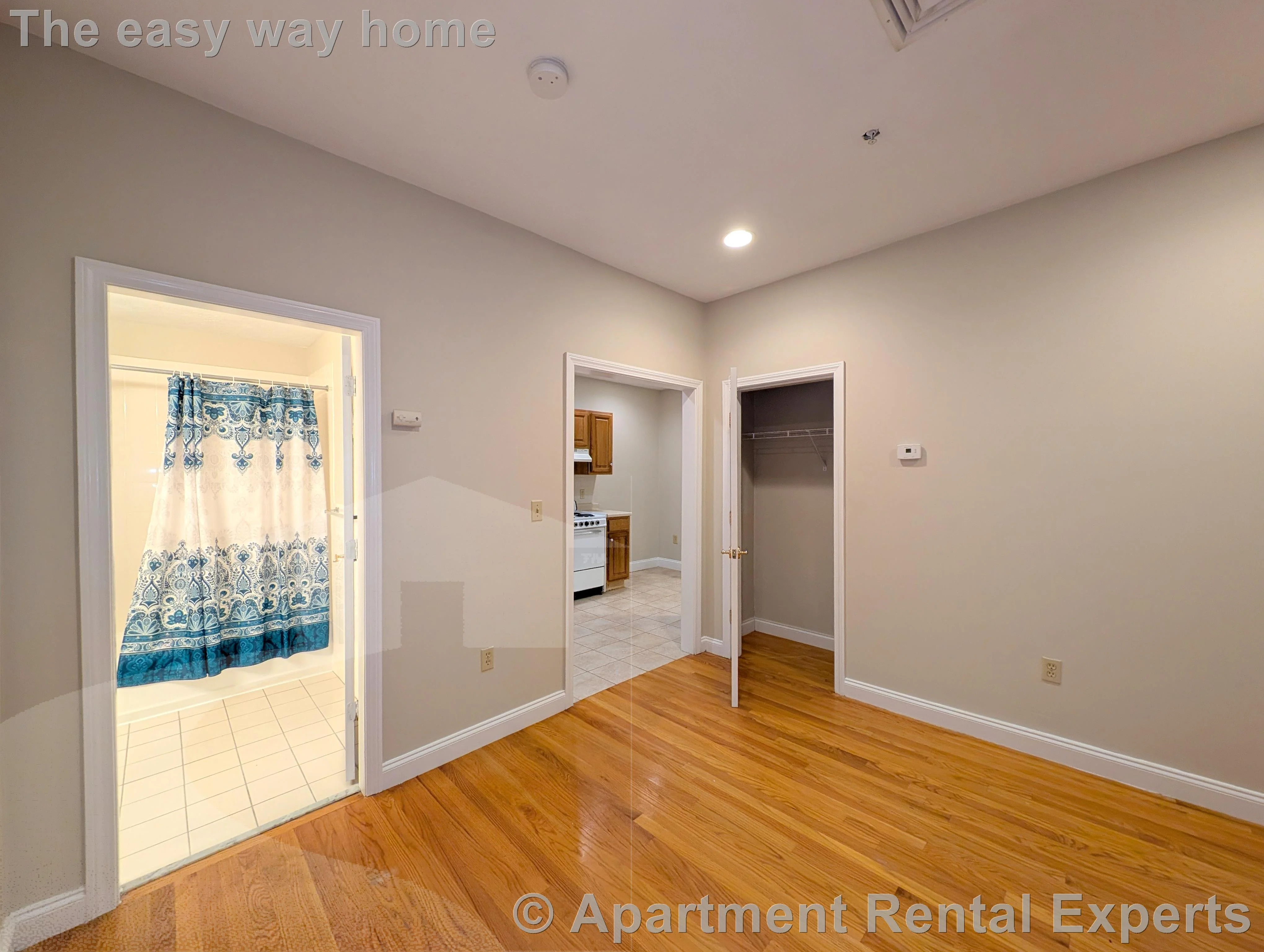 466 Green St, Central Square