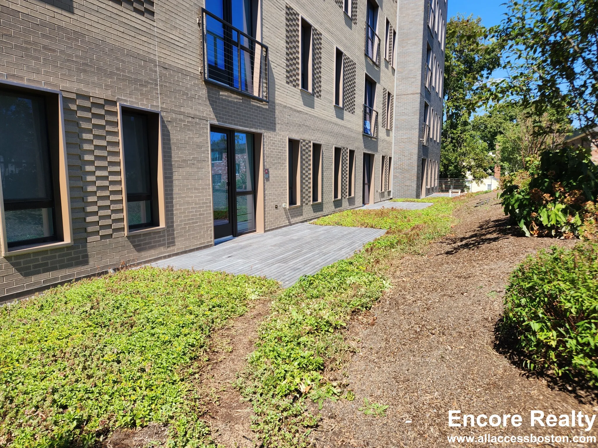 55 Brighton Ave, Allston