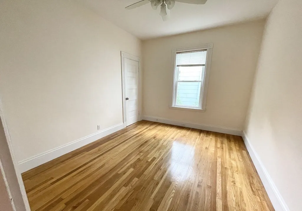 72 Roseclair, Boston