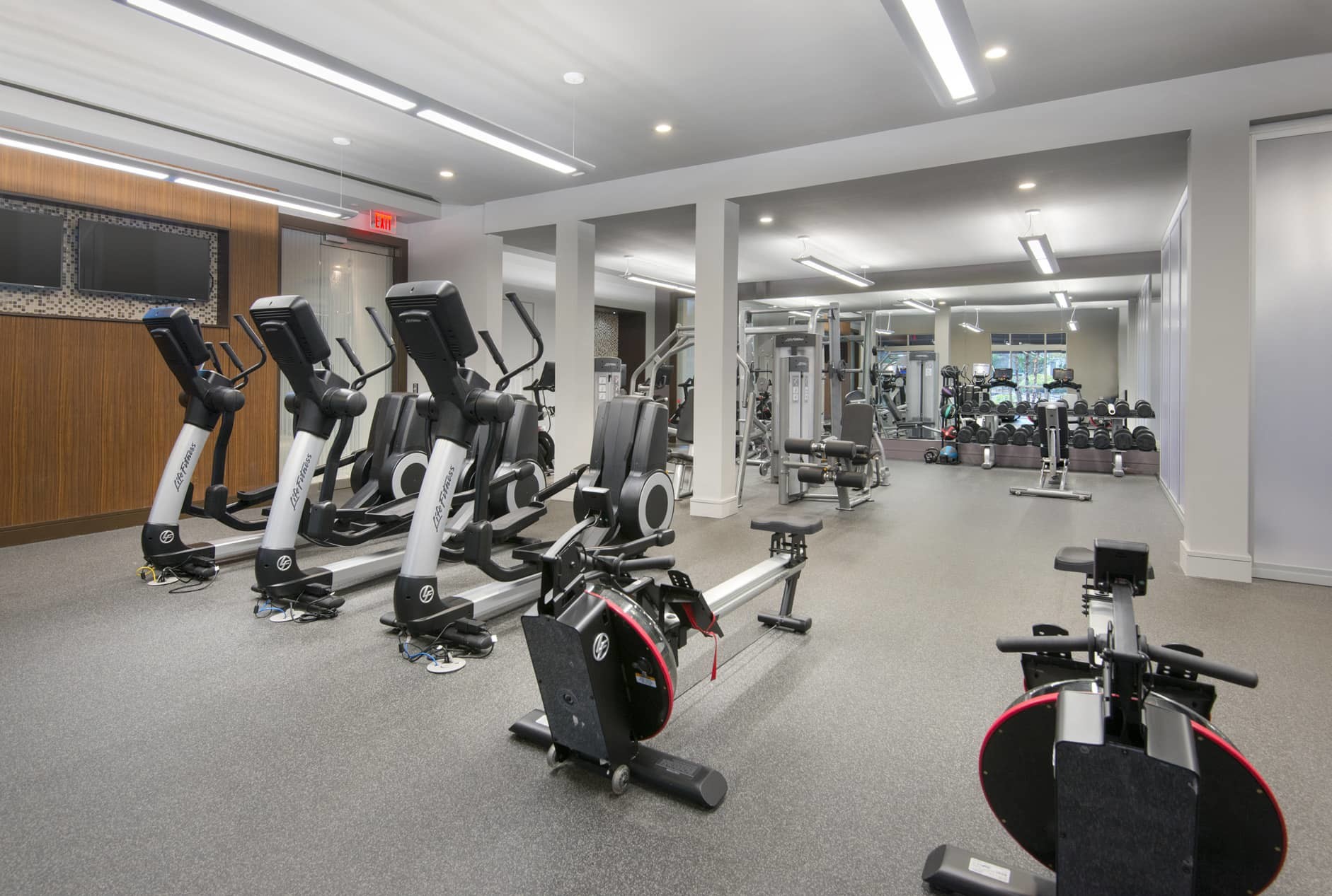 300 2nd Ave, Needham Heights