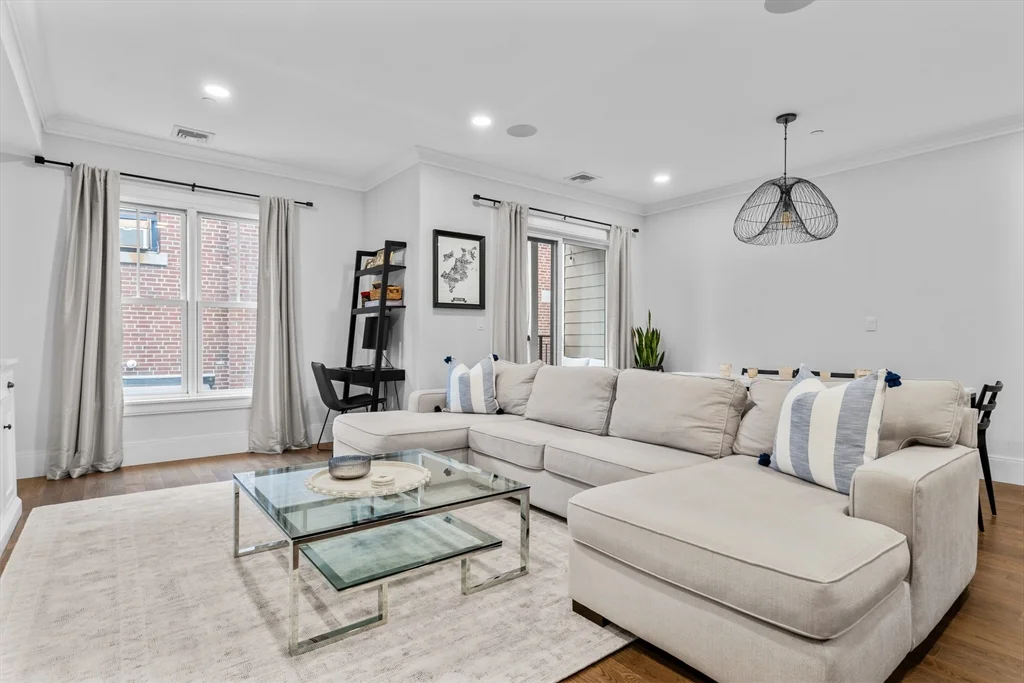 10-14 Sydney St, Dorchester