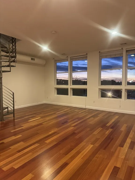 10 Ocean, Revere