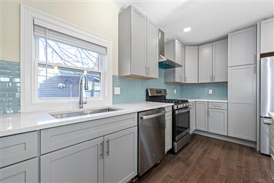 232 Fulton St, Medford