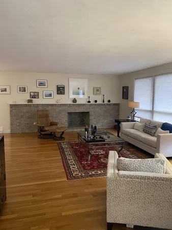 132 Brandeis Rd, Chestnut Hill