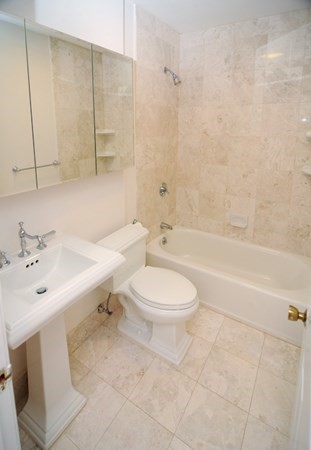 238 Marlborough St, Back Bay