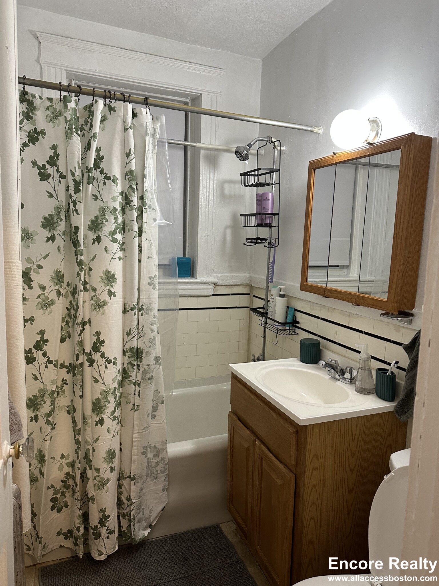 88 Washington St, Brighton