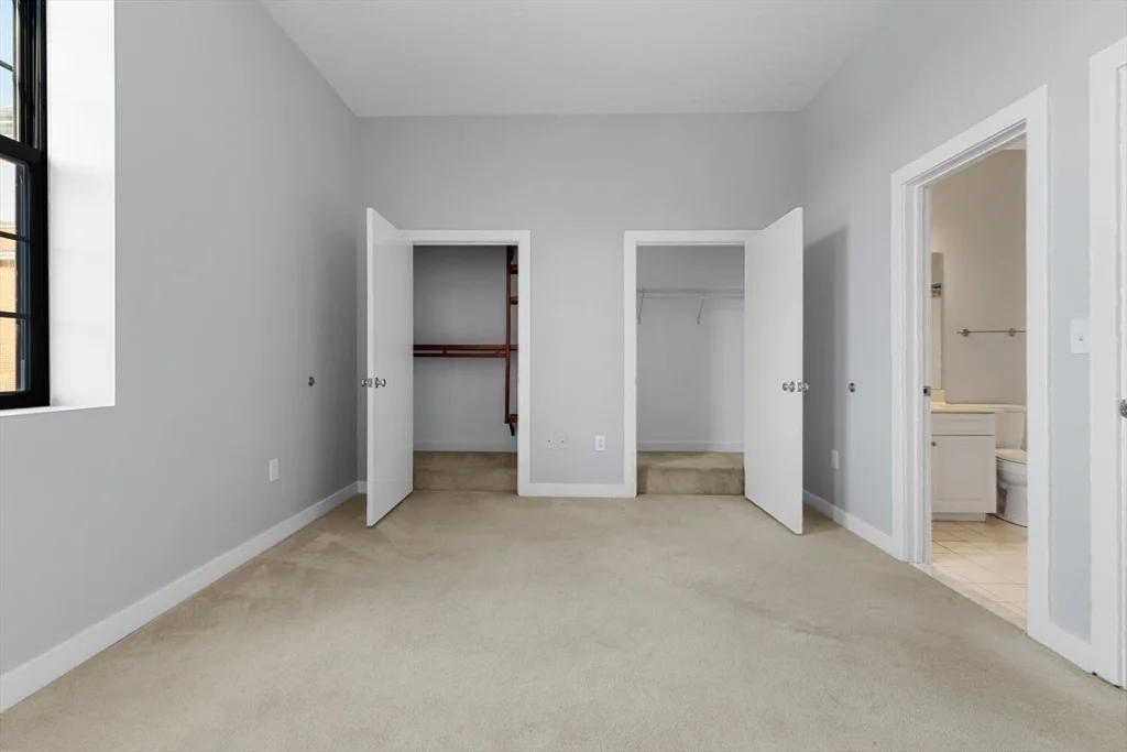 72 Ashland St, Malden