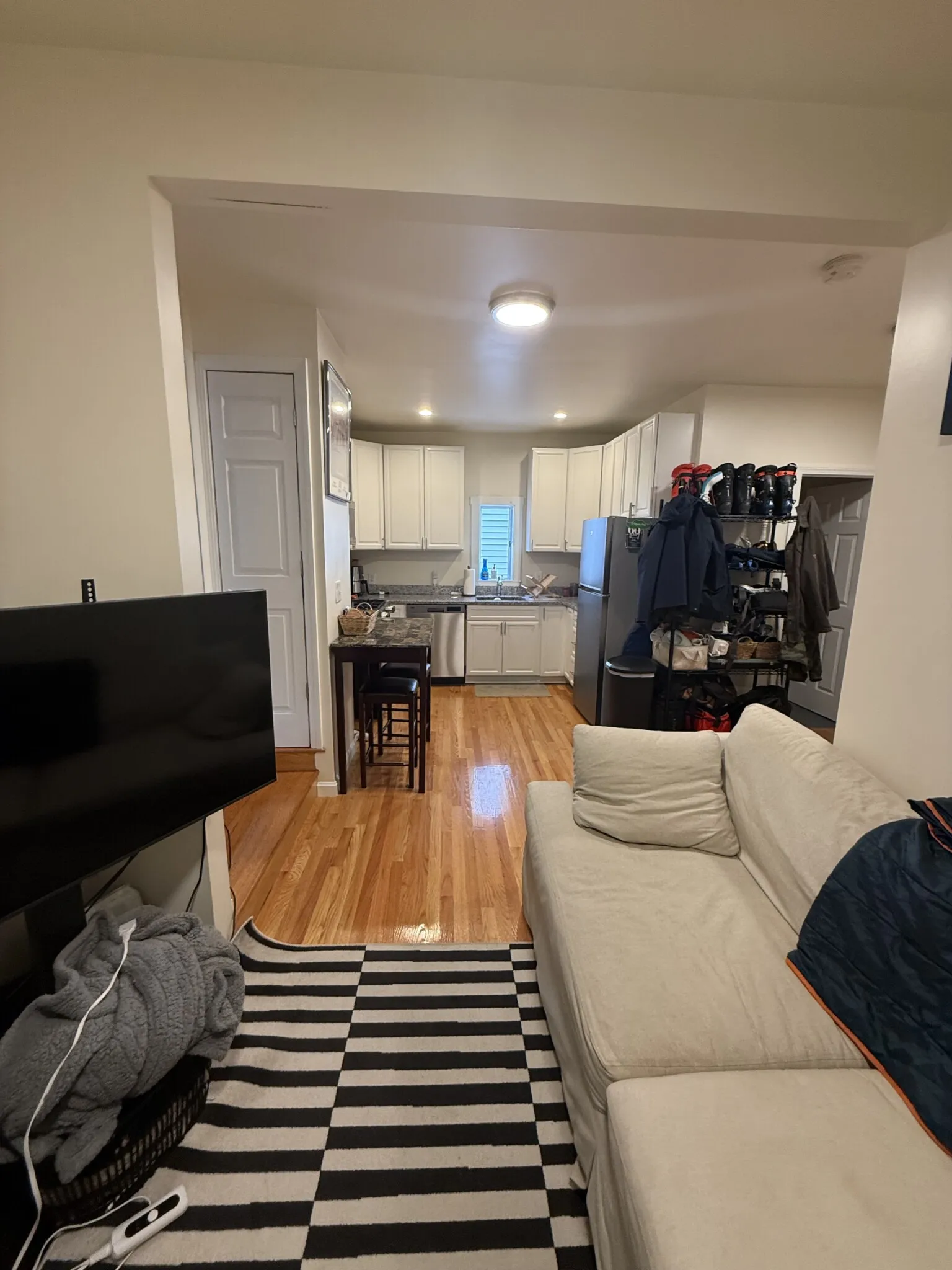 523 East 3rd St, South Boston