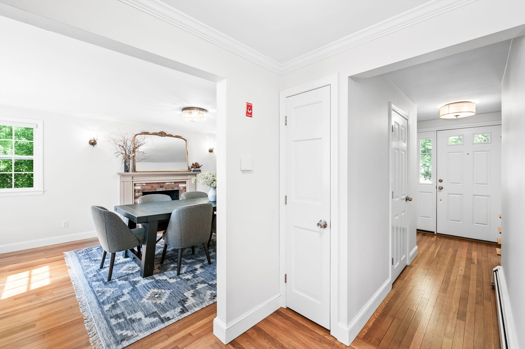 88 Haverhill Rd, Topsfield