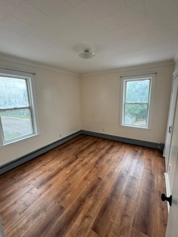 242 Pine St, Gardner