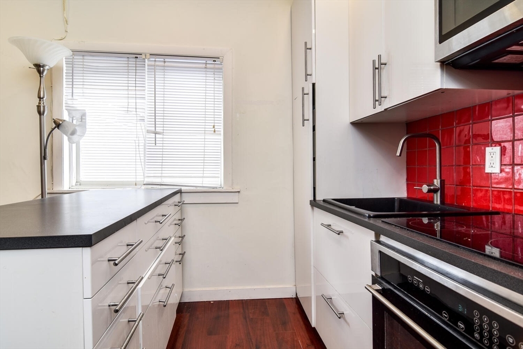 70 Bennington St, East Boston