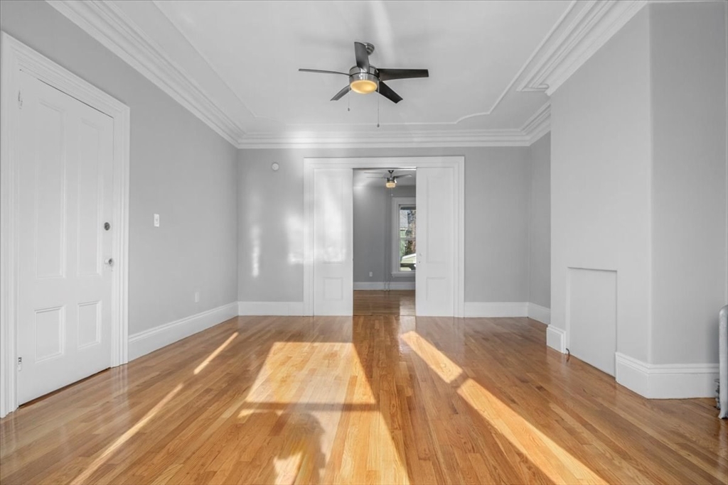 34 Neponset Ave, Hyde Park