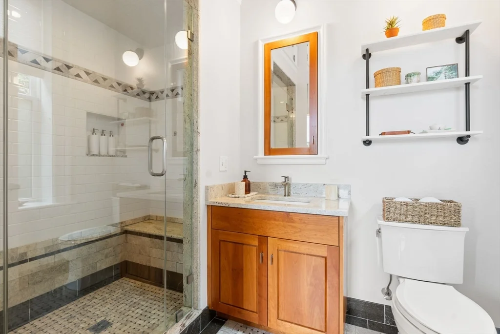 200 Amory St, Jamaica Plain