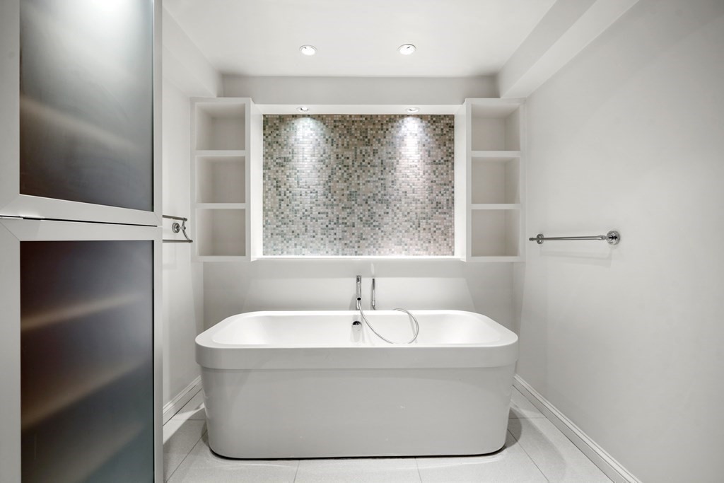 408 Beacon St, Back Bay