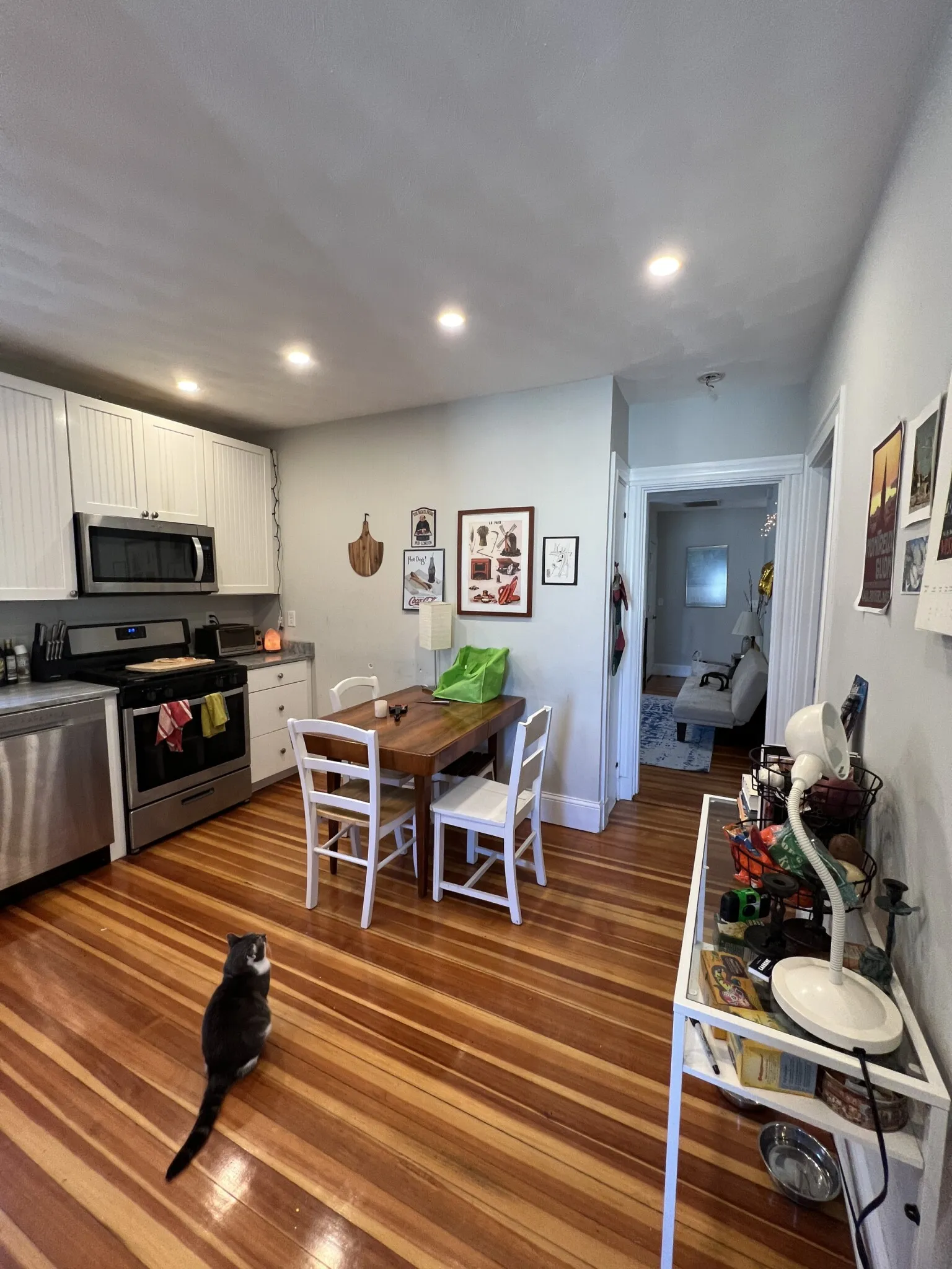 305 Highland Ave, Powder House Square