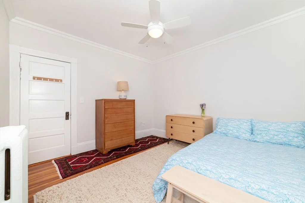 12 Parkton Rd, Jamaica Plain