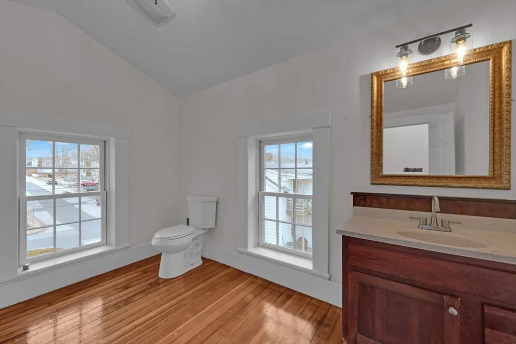 22 School St, Southbridge