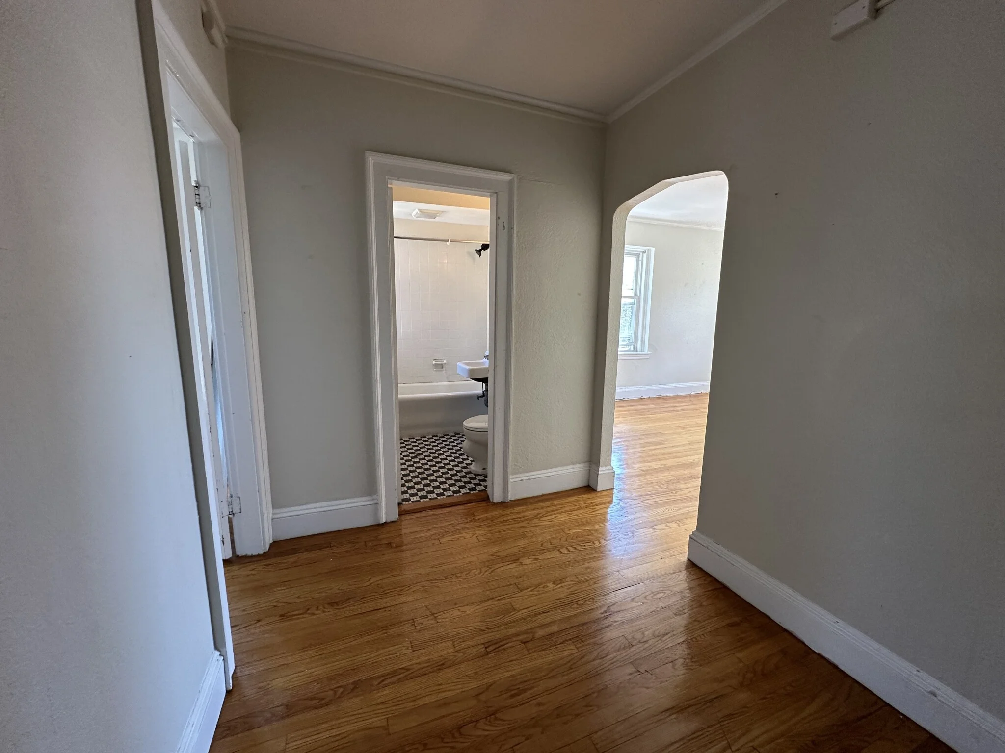 81 Strathmore Rd, Brighton