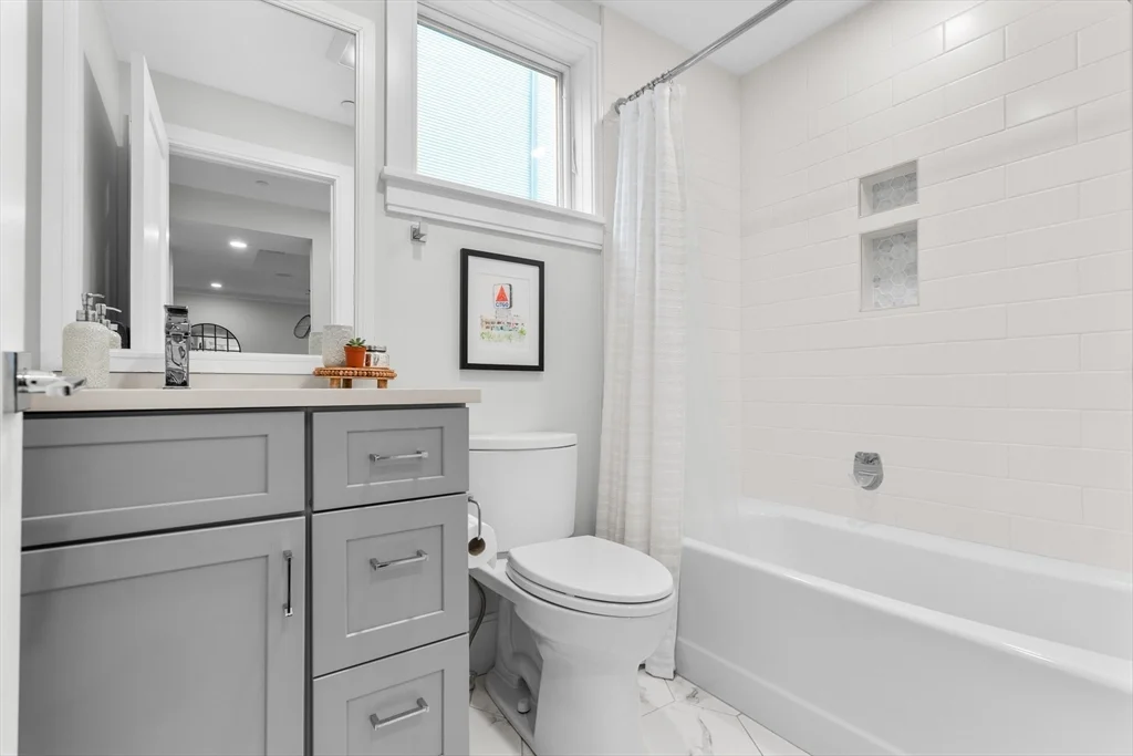 10-14 Sydney St, Dorchester