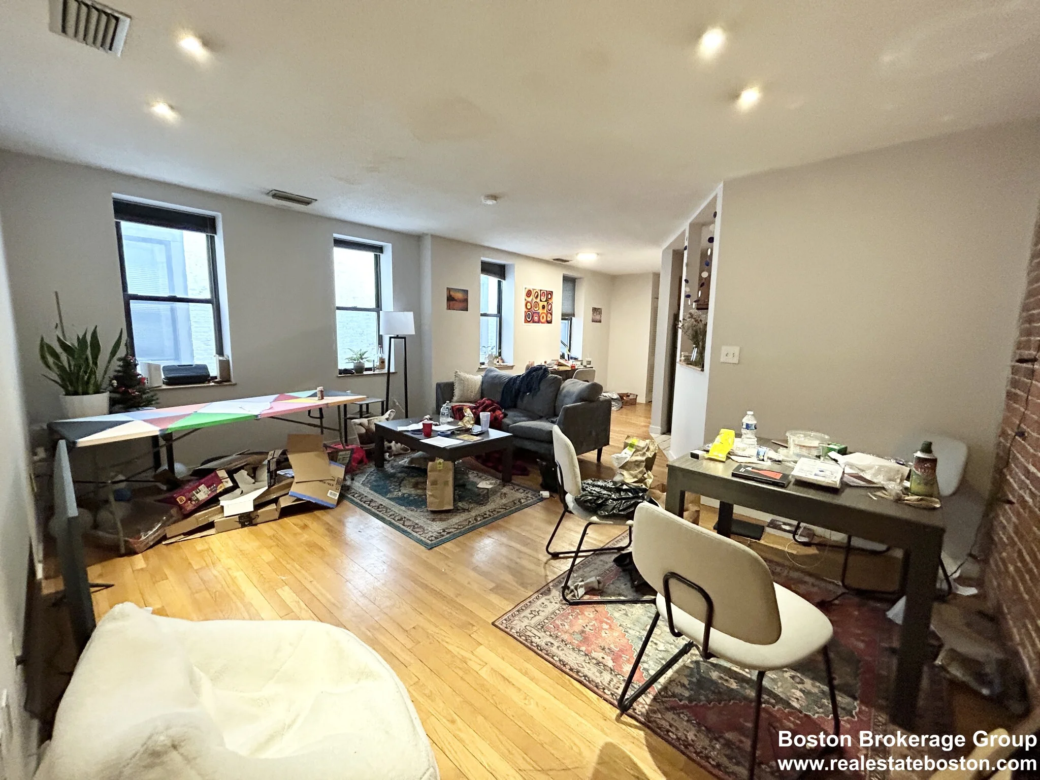 73 Gainsborough St, Fenway