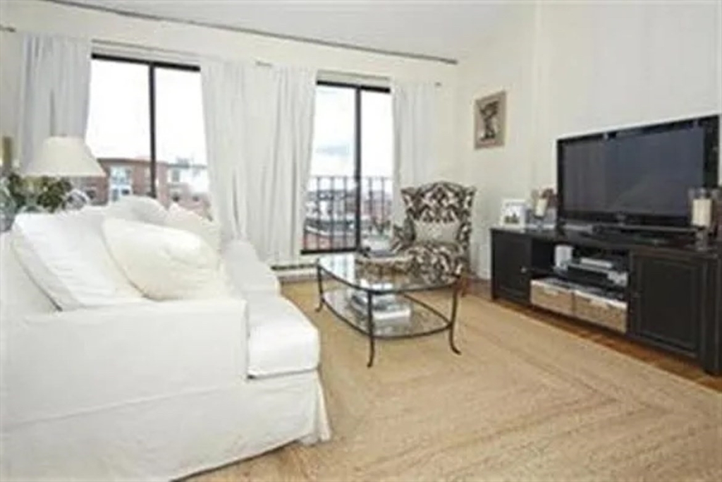 37 West Newton, South End