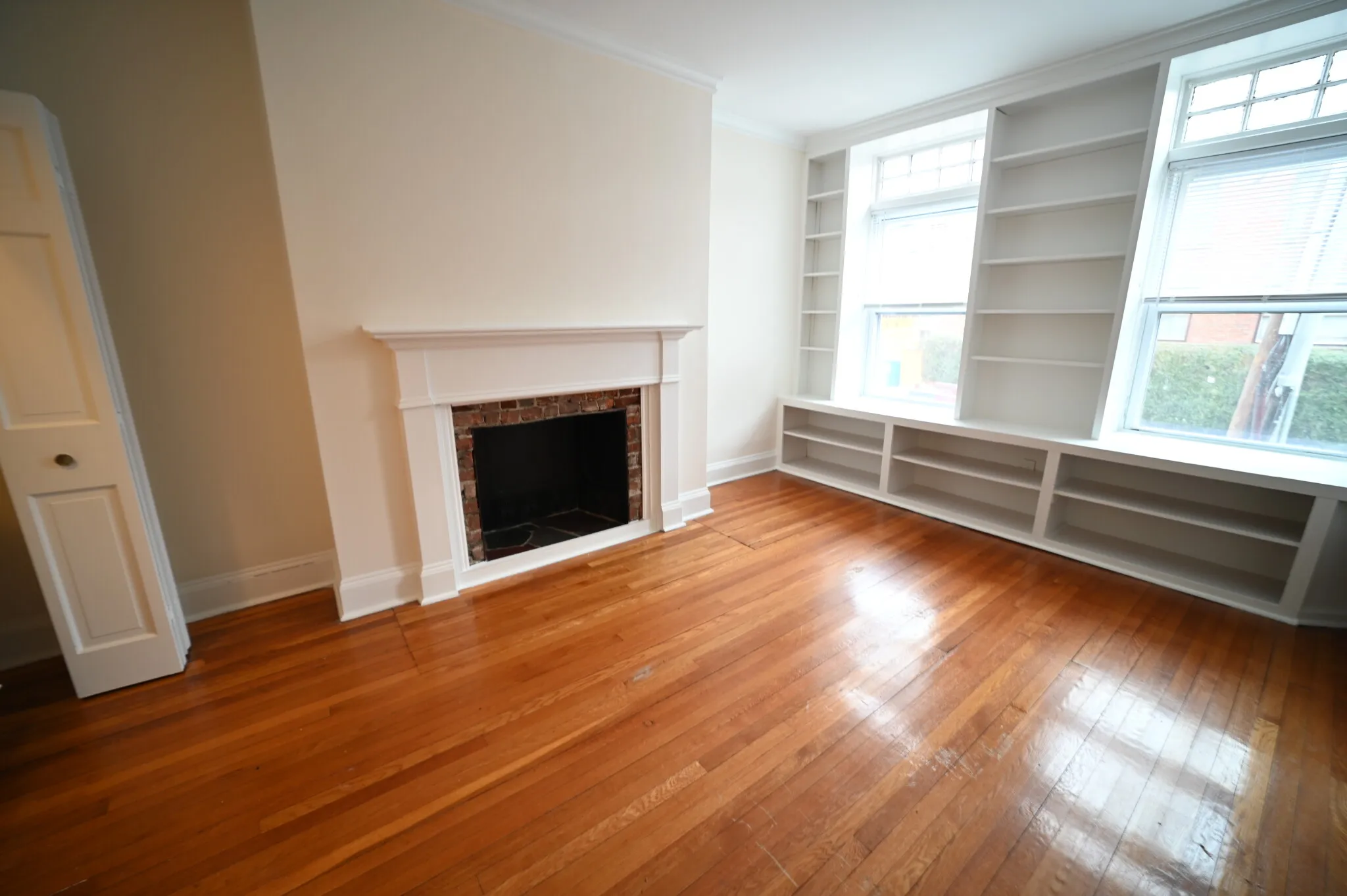 19 Green St, Coolidge Corner