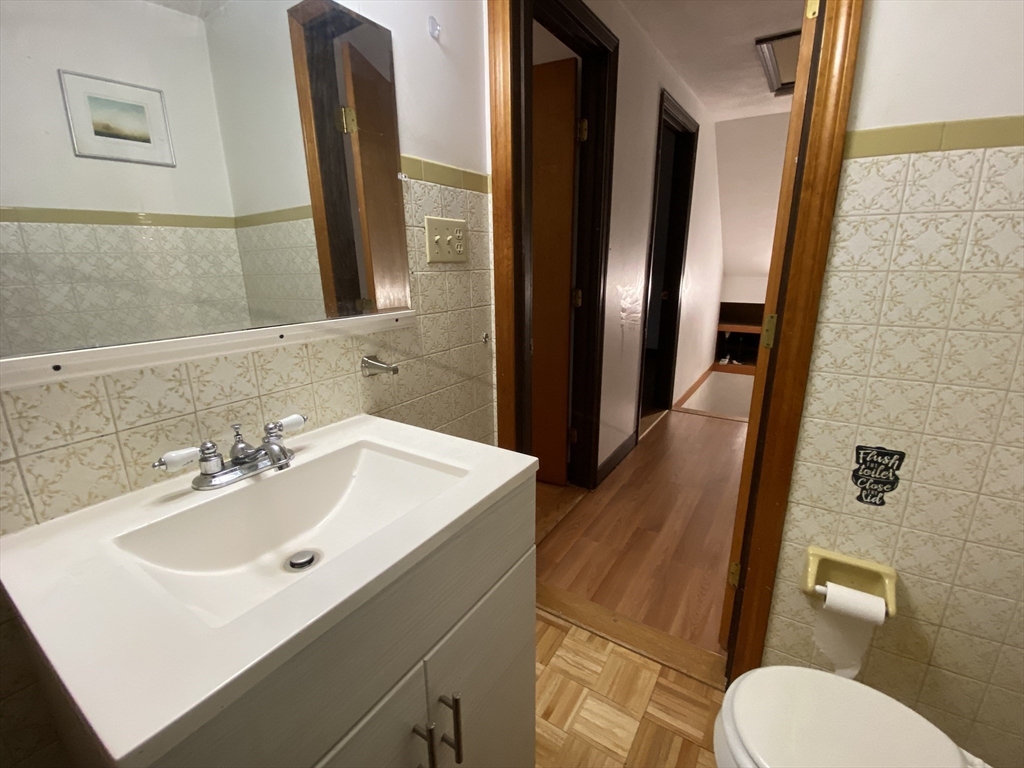 41 Hancock Ave, Medford