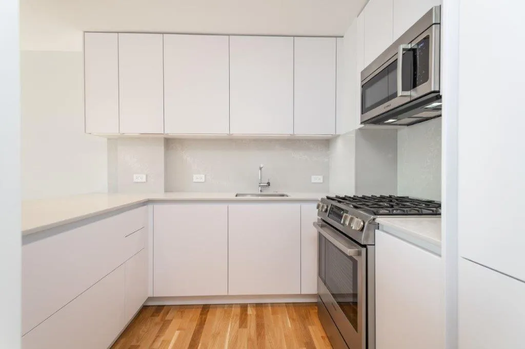 1410 Columbia Rd, South Boston