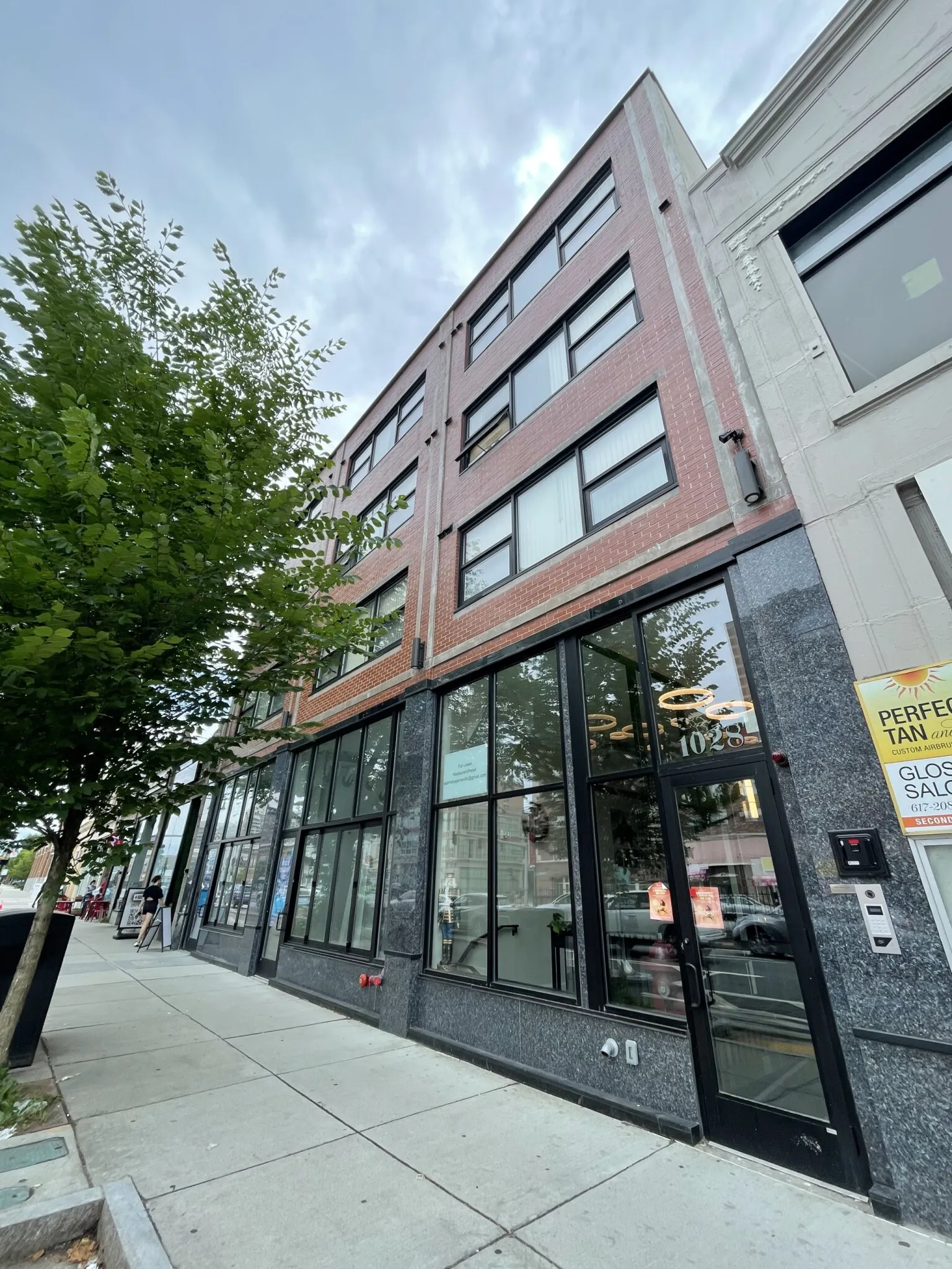 1028a Commonwealth Ave, Boston