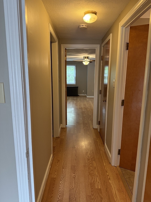 376 S Main St, Andover