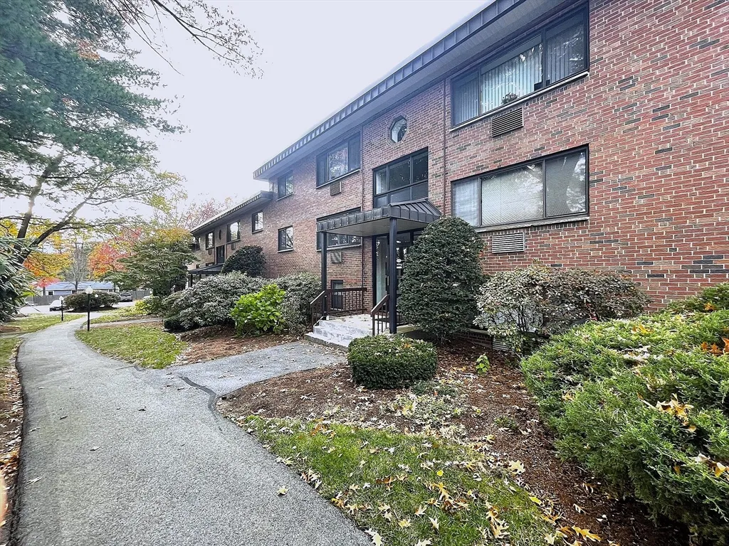 1325 Worcester Rd, Framingham