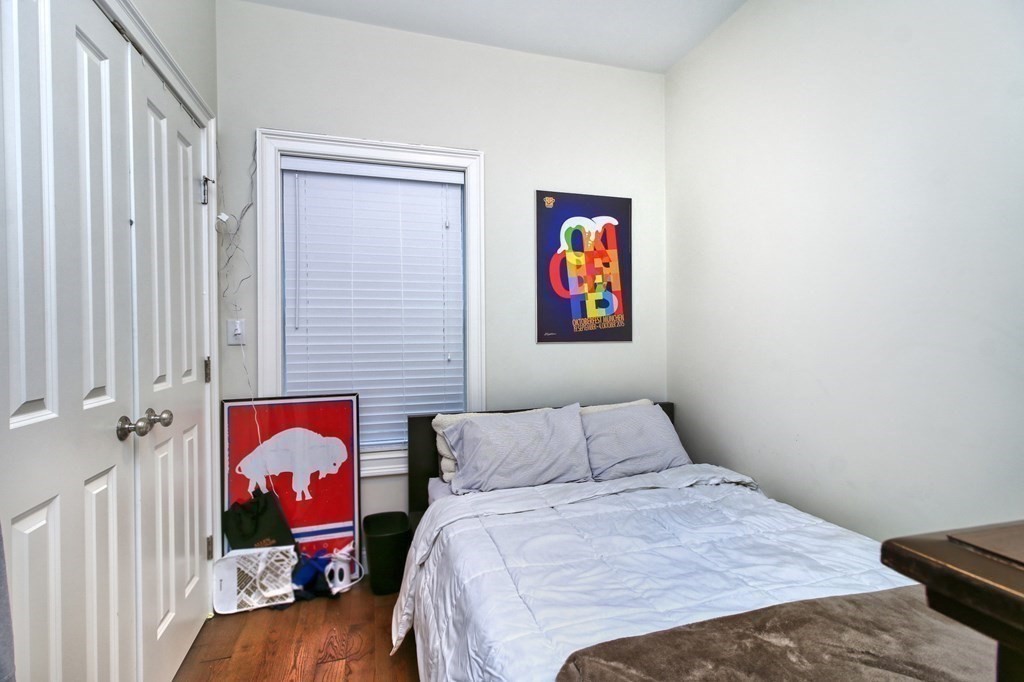 7 Loring St, South Boston