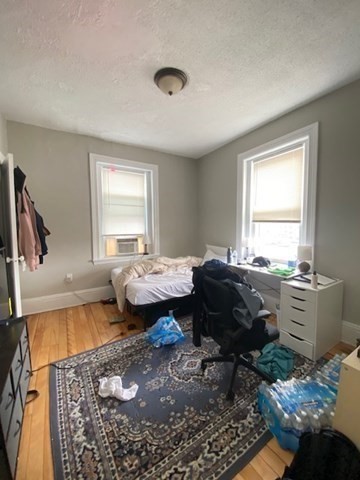 10 Glenville Ave, Allston