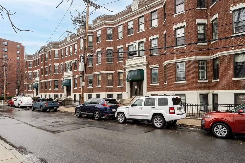 315 Allston St, Brighton