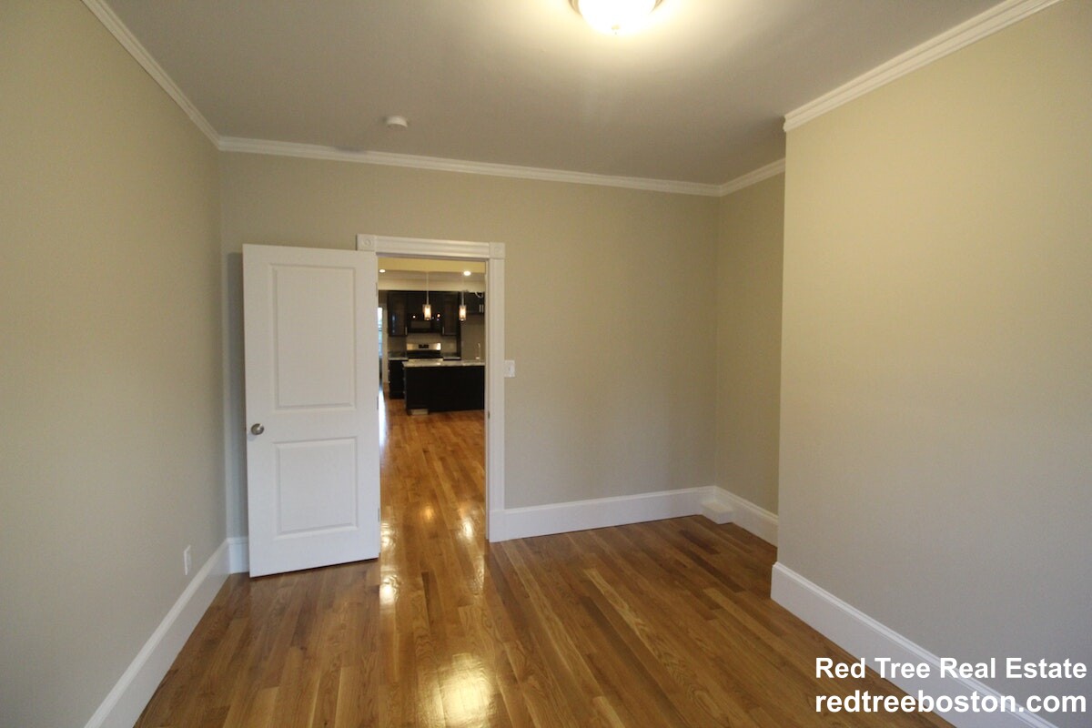 125 Princeton St, East Boston