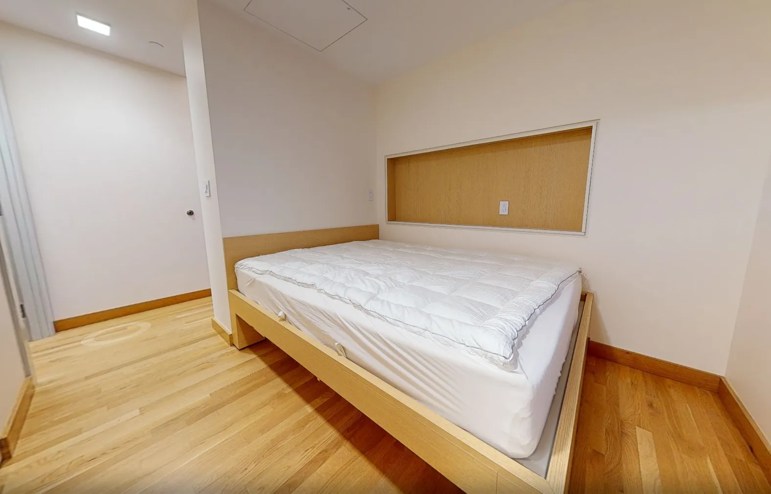 115 Mount Auburn St, Harvard Square