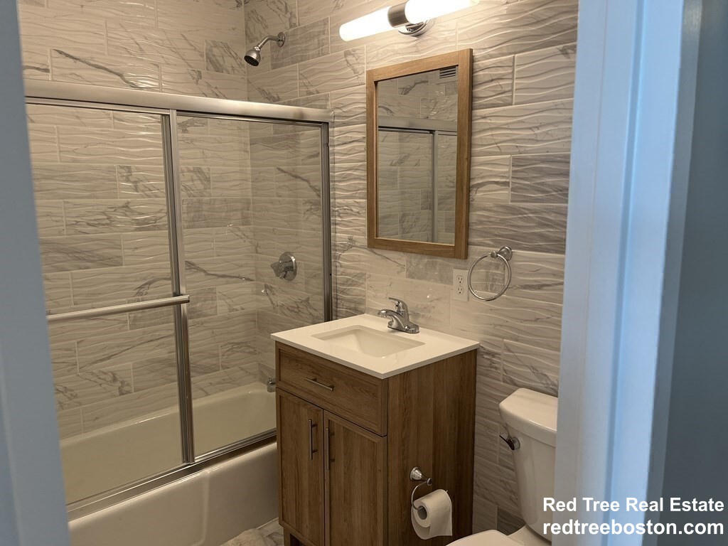 151 Tremont St, Midtown