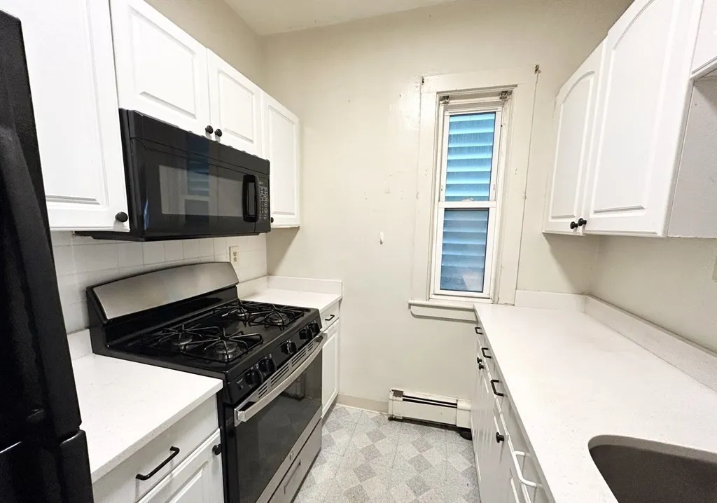 96 East Cottage, Boston