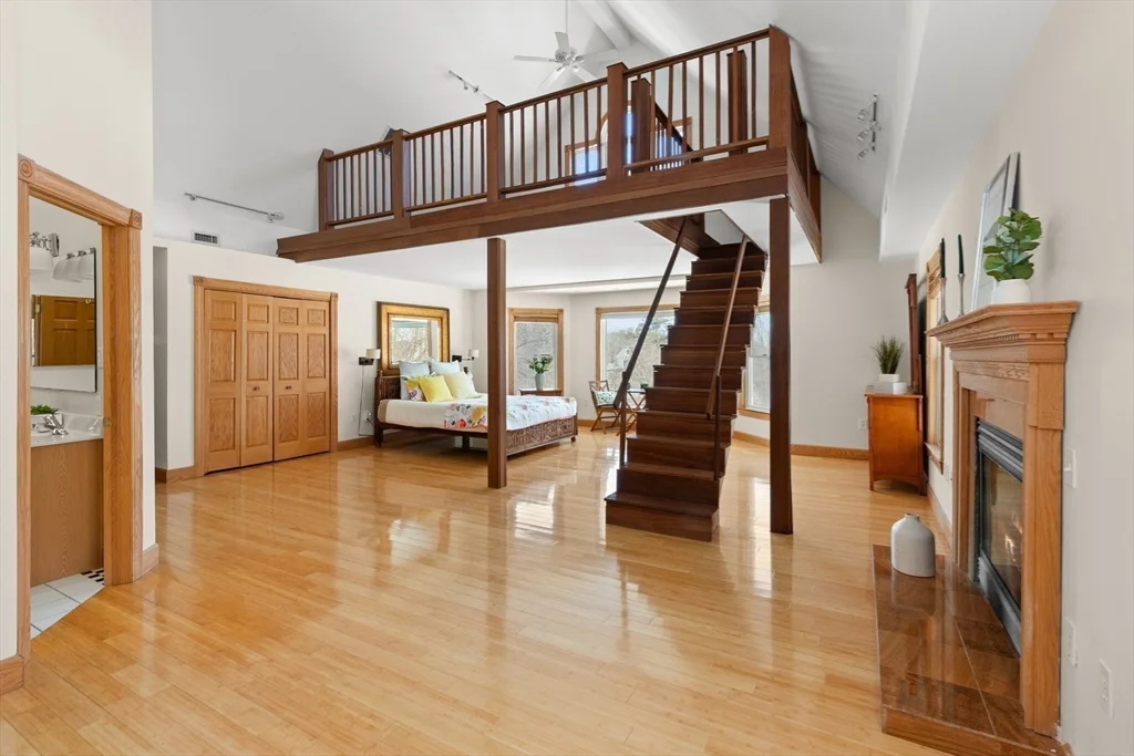 25 Pleasant St, Nahant