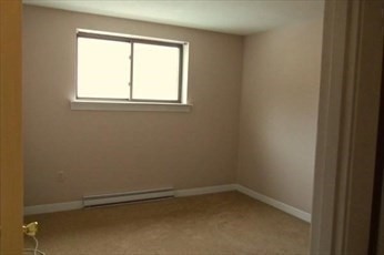 71 E Nicholas Rd, Framingham