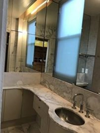 1619 Massachusetts Ave, Harvard Square