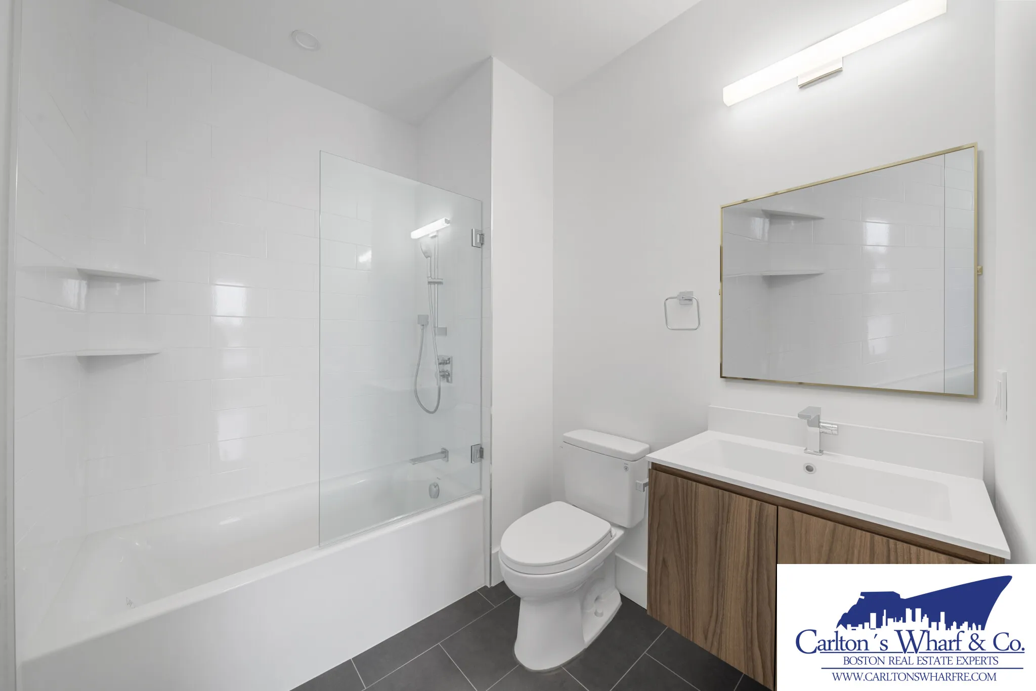 218 Old Colony Ave, South Boston