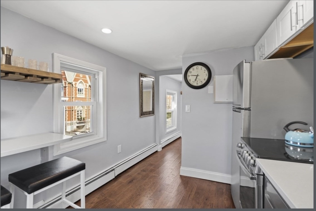 1 Telegraph St, South Boston