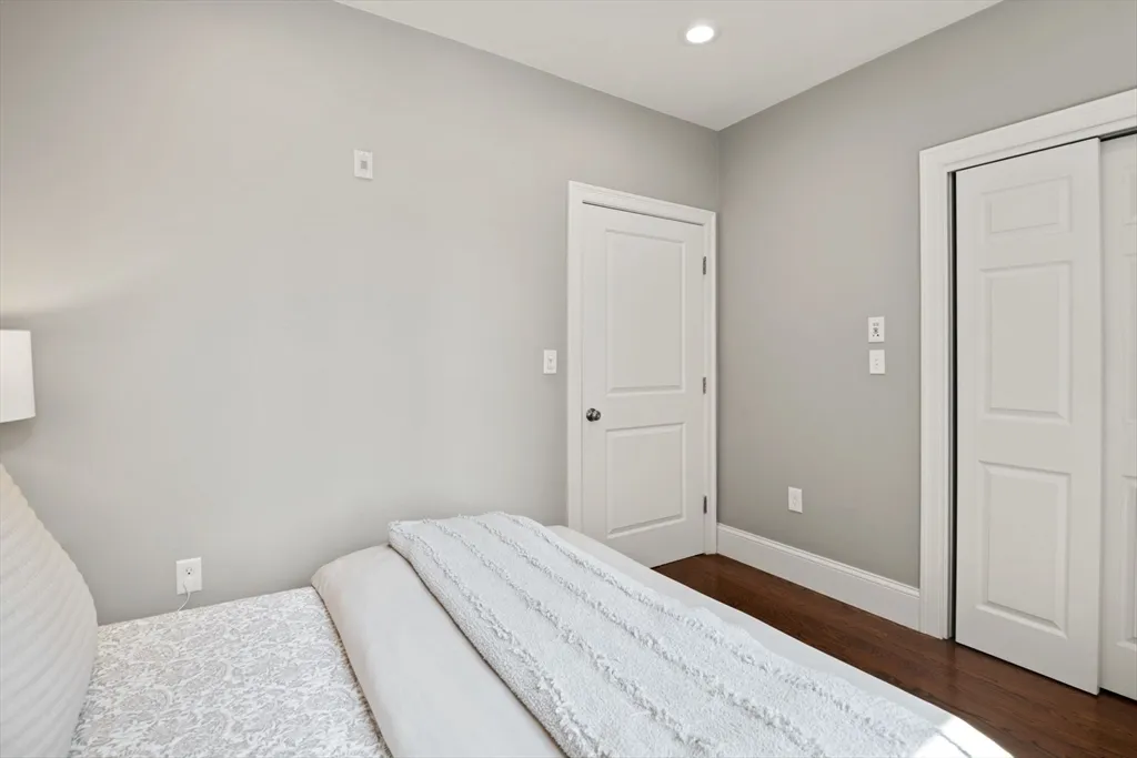 360 West 2nd St, South Boston