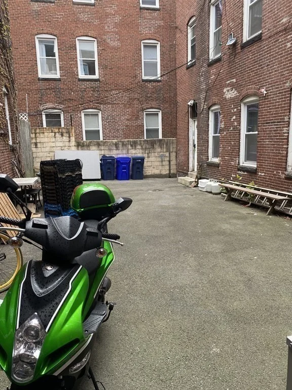111 H St, South Boston