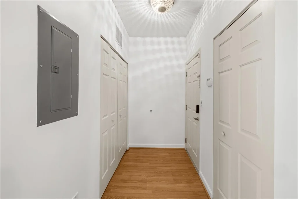 21 Hampshire Rd, Methuen