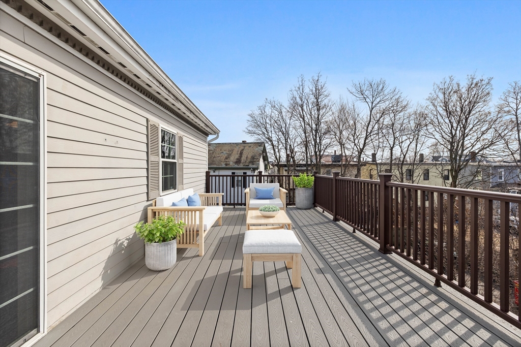39 Fenton St, Fields Corner East