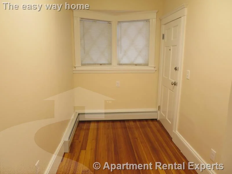217 Willow Ave, Davis Square